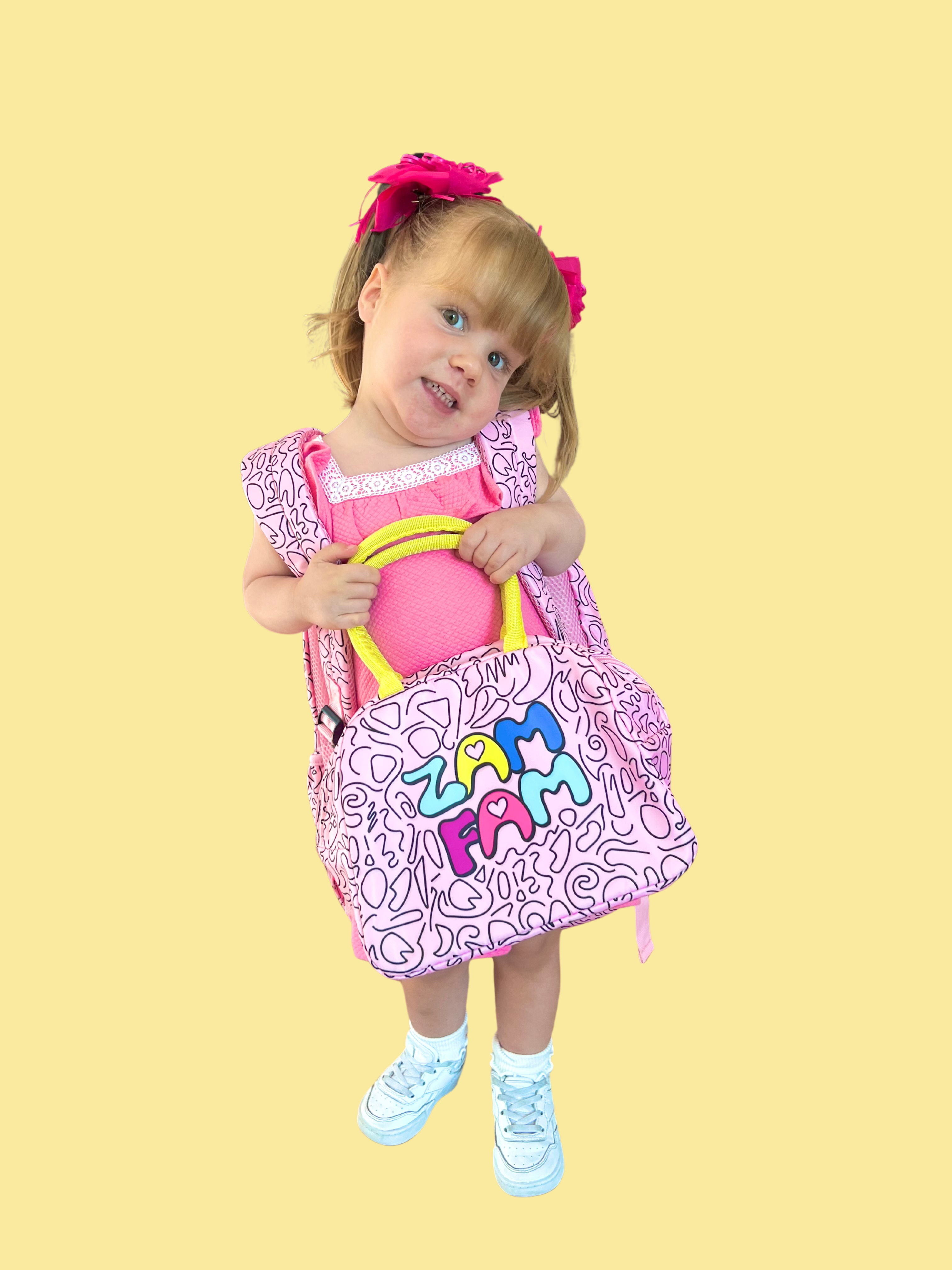 Zadie Zamolo holding the Zamfam lunch bag.